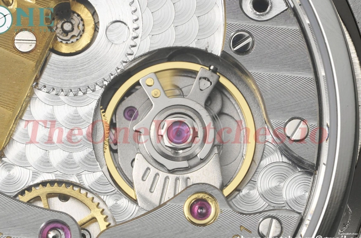 5740 Stk A240 Nautilus 40mm GRF SS diamonds SS White 0119